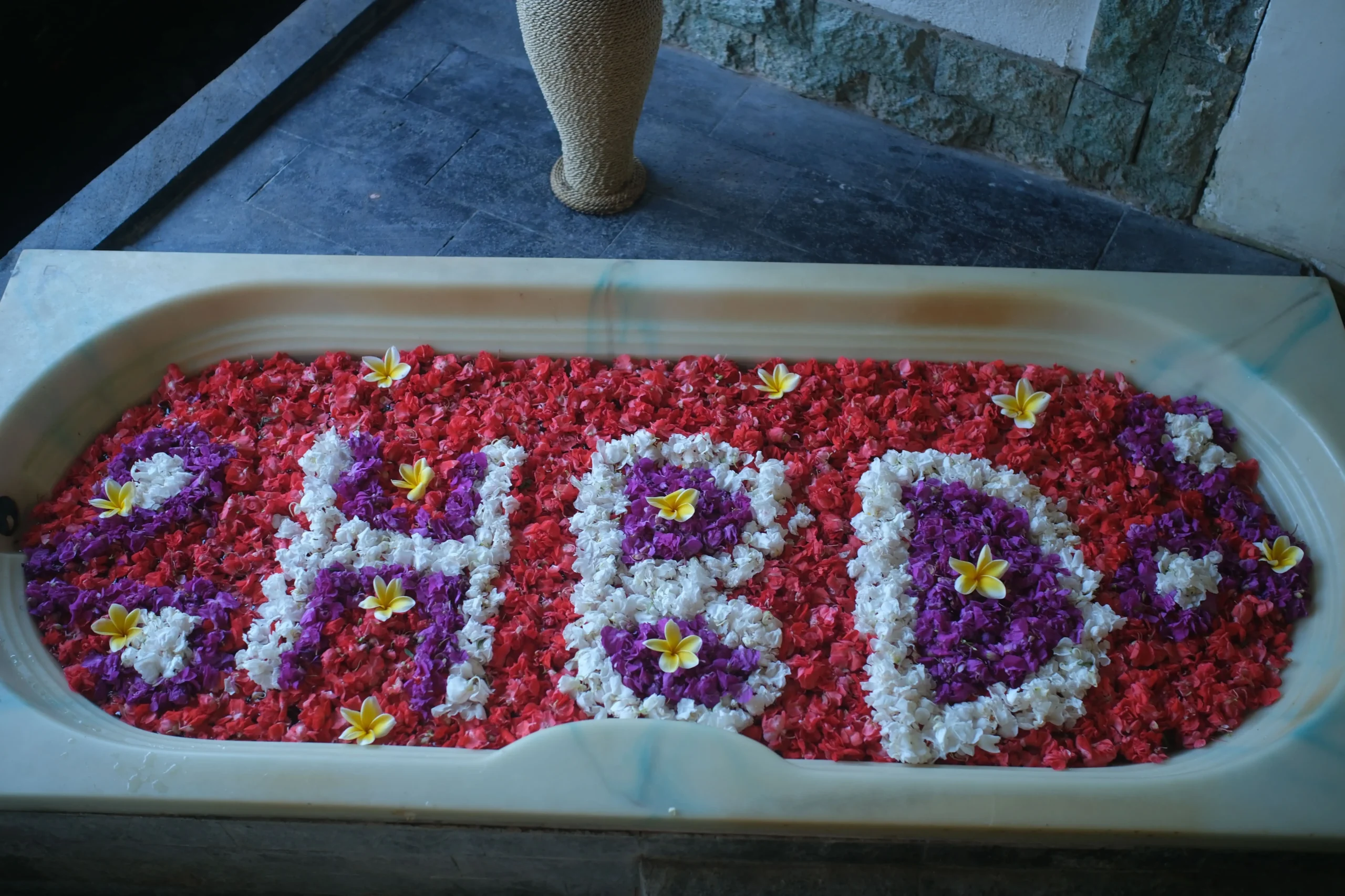 Flower Bath Decoration Single in Ubud Parina Spa